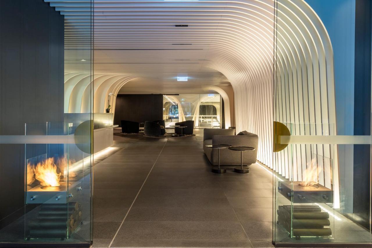 Skye Suites ซิดนีย์ ภายนอก รูปภาพ The interior of the lounge